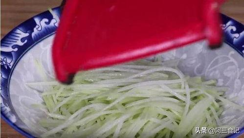 尼泊尔吃佛手瓜视频,佛手瓜的独特烹饪之旅