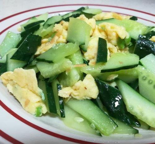 西湖瓜炒着吃的做法视频,视频教学，美味一网打尽