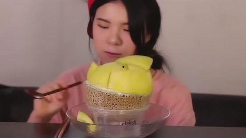 美女吃瓜真甜视频大全在线观看,精彩瞬间在线观看