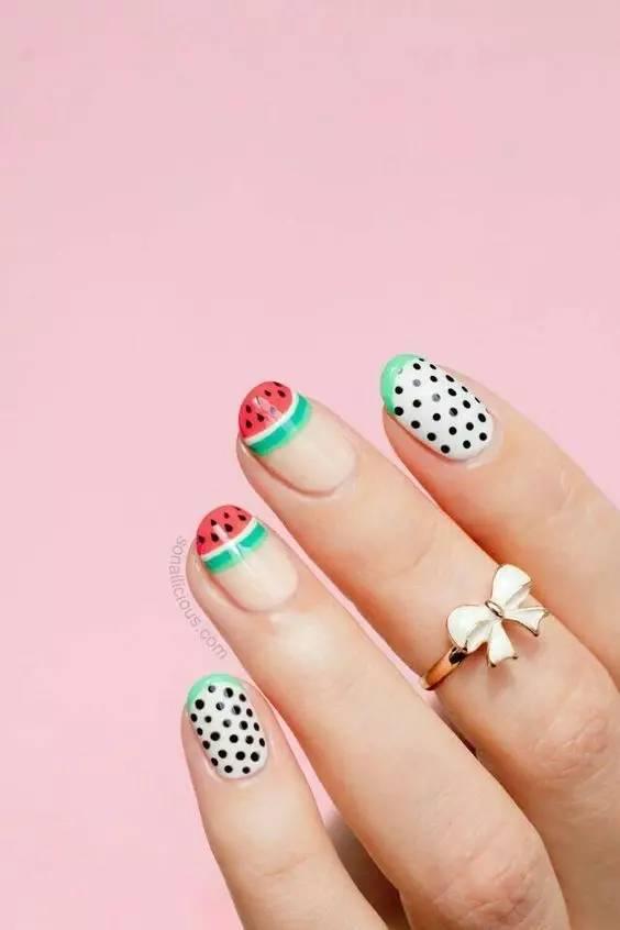 美甲亮片diy吃瓜视频,跟着吃瓜视频轻松打造时尚指尖艺术