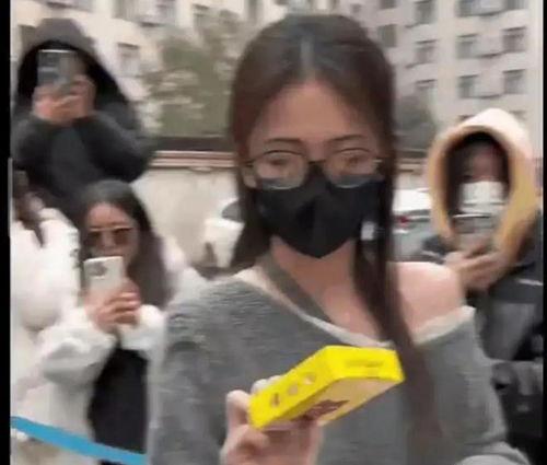 圈内爆料吃瓜视频,独家爆料，吃瓜视频带你直击幕后真相