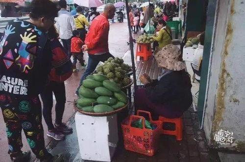 南宁本地吃瓜事件视频,一场引发热议的街头冲突瞬间