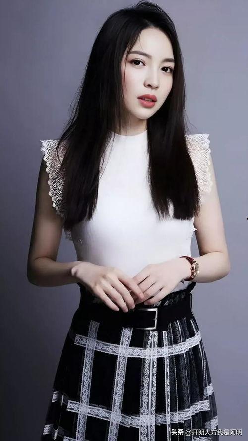 王钟瑶视频吃瓜,揭秘娱乐圈幕后故事